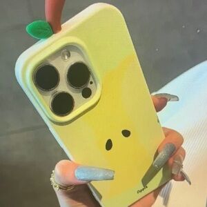 Hello Kitty Yellow Apple Design Phone Case